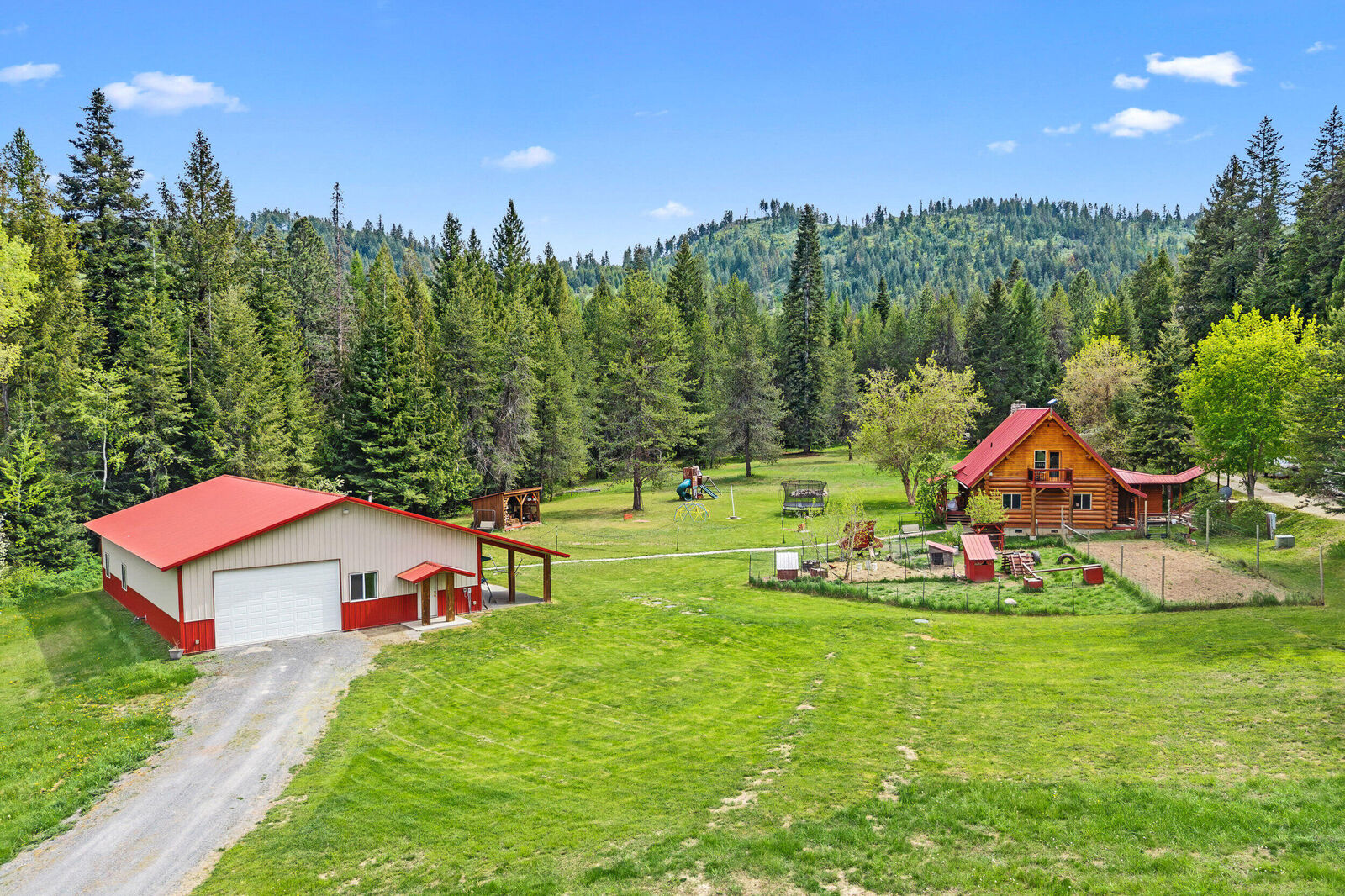 Property Photo:  2111 Dry Creek Rd  WA 99109 