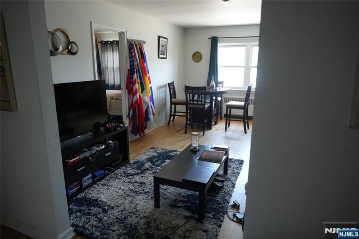 Property Photo:  61 Brighton Avenue 10  NJ 07109 