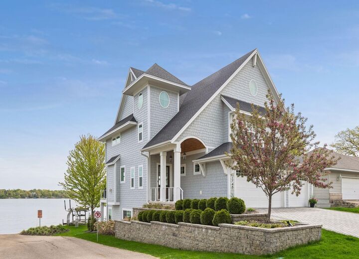 Property Photo:  1748 Shorewood Lane  MN 55364 