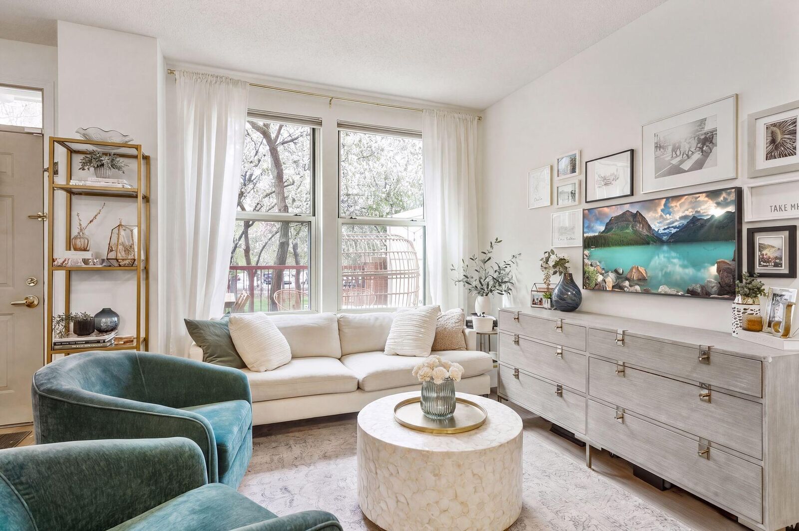 Property Photo: 660 N 2nd Street 114 MN 55401