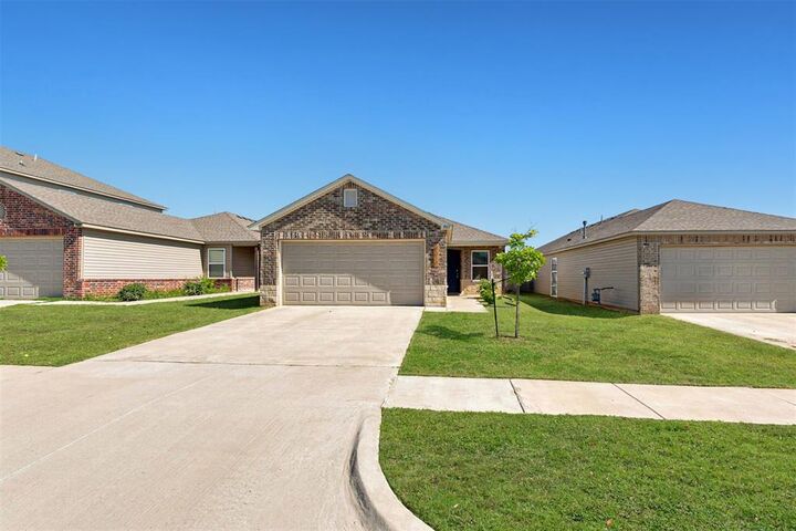 Property Photo:  9517 NW 116th Court  OK 73099 