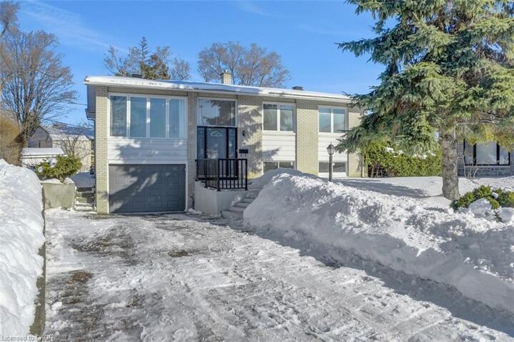 Property Photo:  31 Bellfield Street  ON K2B 6K7 