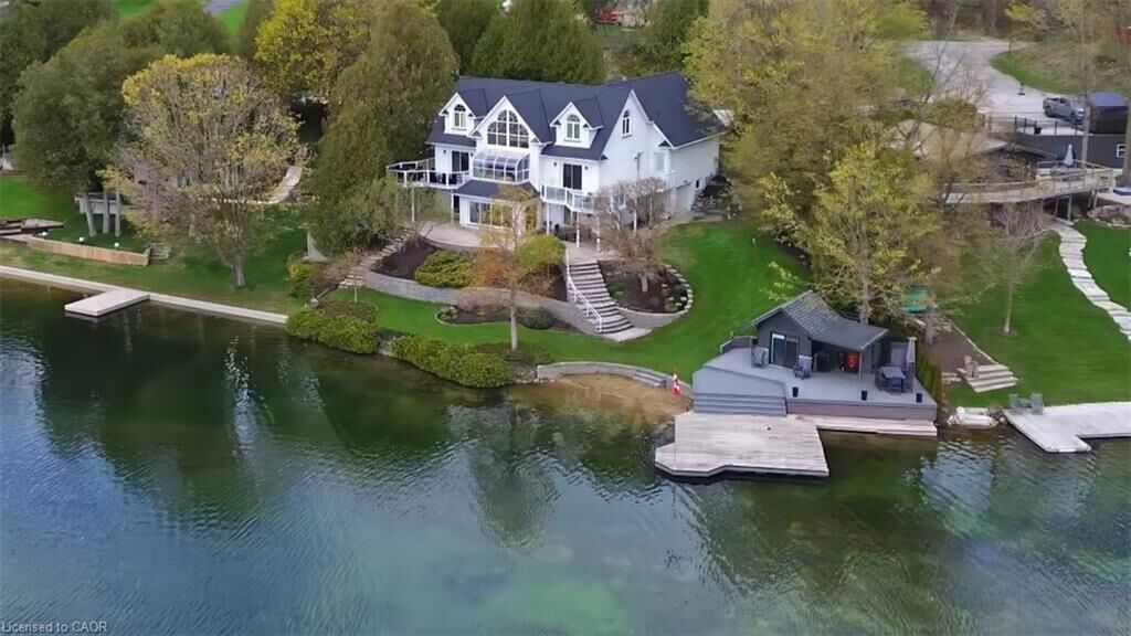 Property Photo:  461 Lake Rosalind Rd 4  ON N4N 3B9 