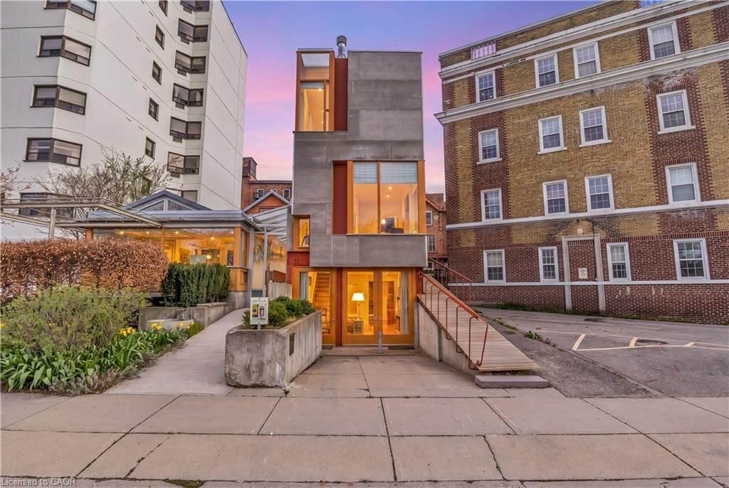 Property Photo:  7 Cobourg Street  ON N5A 3E4 