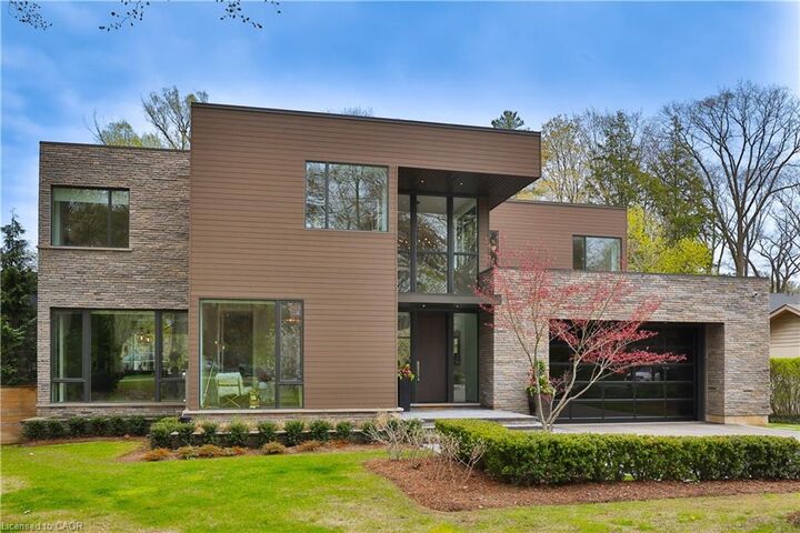 Property Photo:  1102 Crestview Street  ON L6J 2C6 