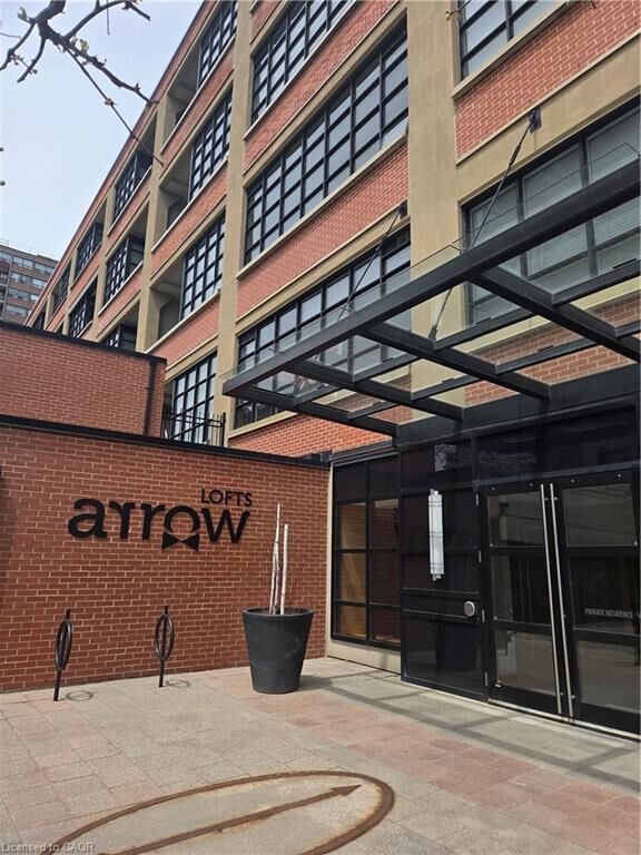 Property Photo:  112 Benton Street 406  ON N2G 3H6 