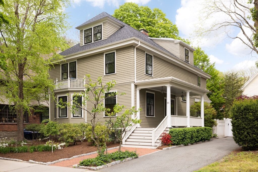 Property Photo:  95 Babcock St  MA 02446 
