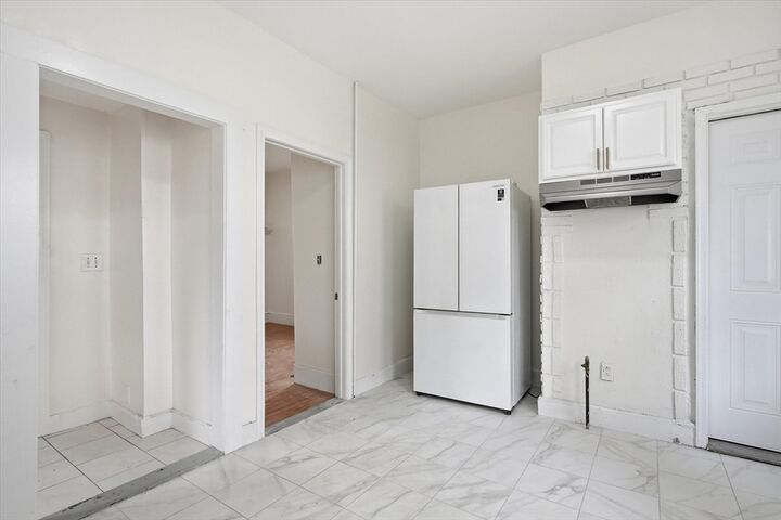 Property Photo:  52 Hamilton Ave  MA 01902 