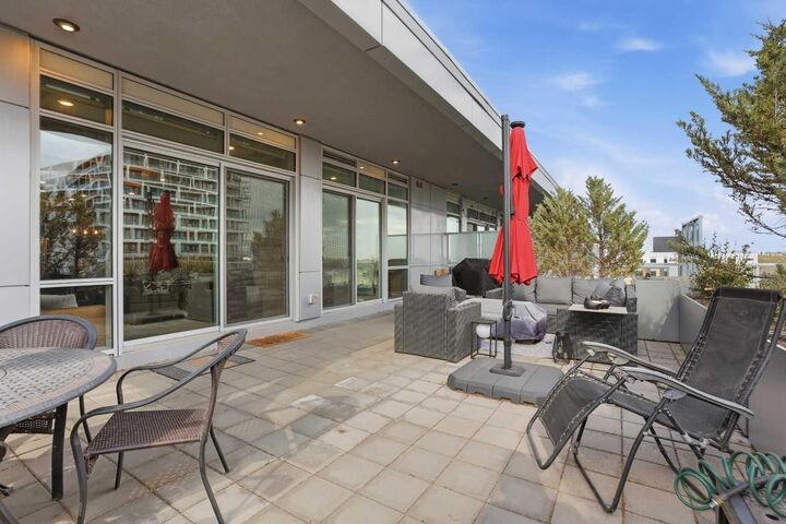 Property Photo:  88 9 Street NE 712  AB T2E 4E1 