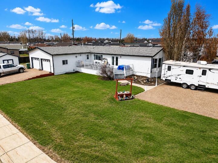 10202 Homestead Way — photo 1