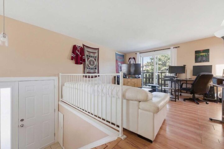 Property Photo: 6333/6335 24 Avenue NE AB T1Y 2C5