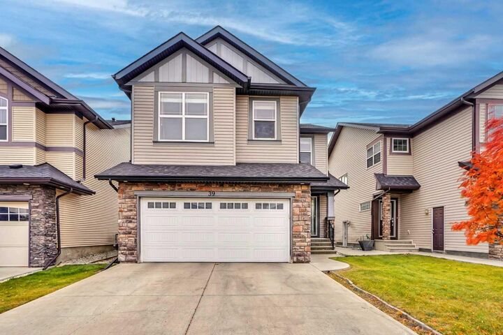 Property Photo: 39 Skyview Shores Rise NE AB T3N 0C8