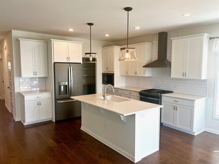 Property Photo:  1154 Yorktown Lane  KY 42104 