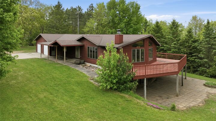 Property Photo:  424 Kane Road  WI 54703 