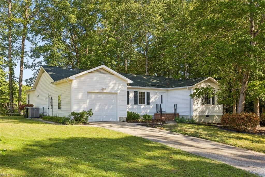 Property Photo:  118 Indiana  VA 23188 