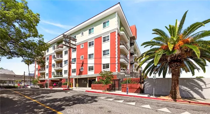 Property Photo: 944 S Serrano Avenue 306 CA 90006