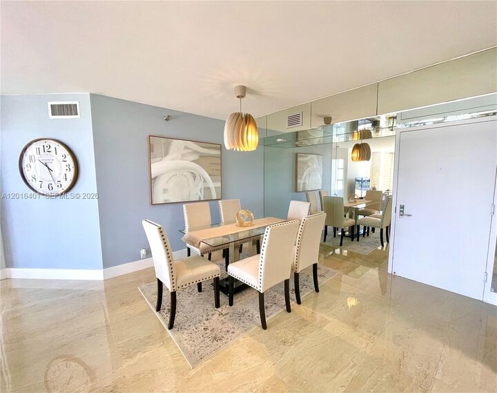 Property Photo: 3400 NE 192nd St 1511 FL 33180