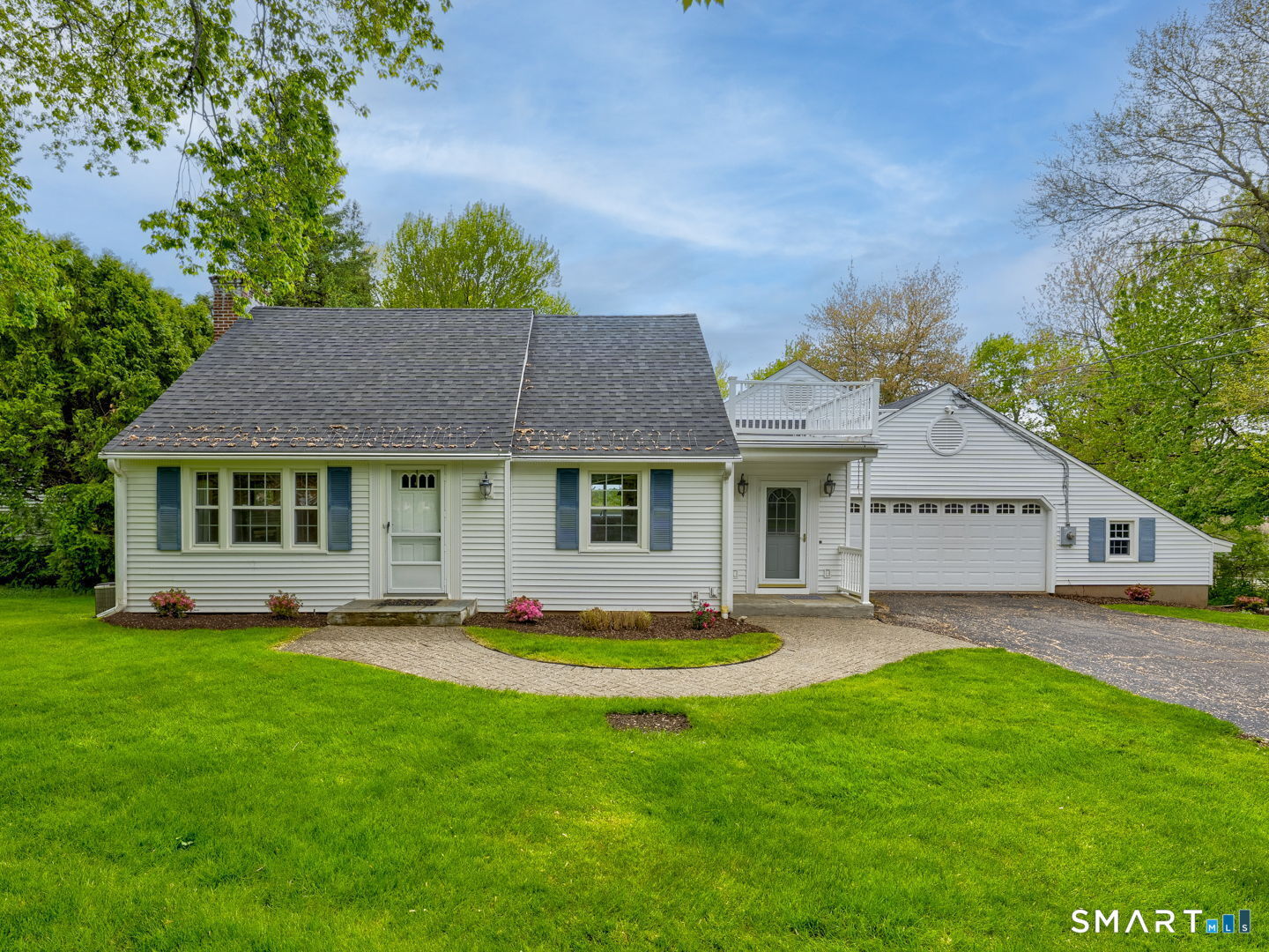 Property Photo:  501 Highland Street  CT 06109 