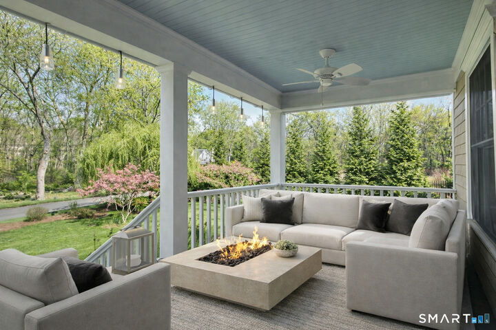 Property Photo:  5 Tanglewood Lane  CT 06880 
