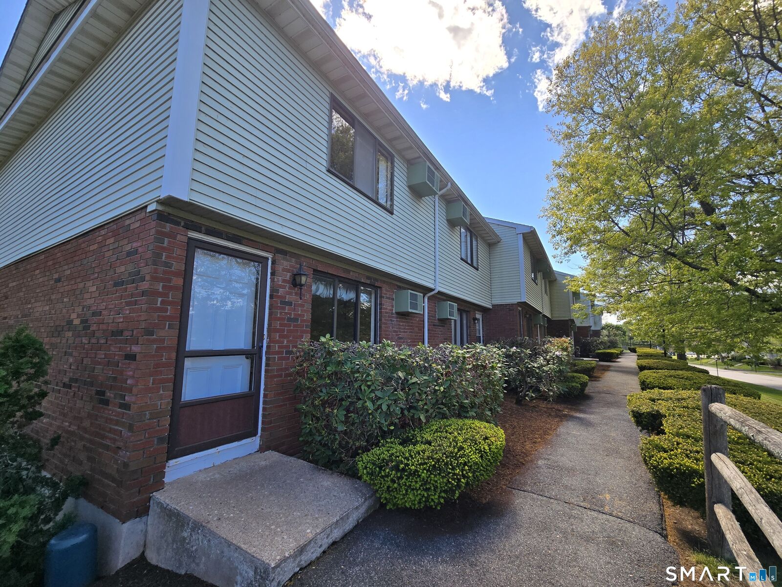 Property Photo: 1 Churchill Way 1 CT 06111