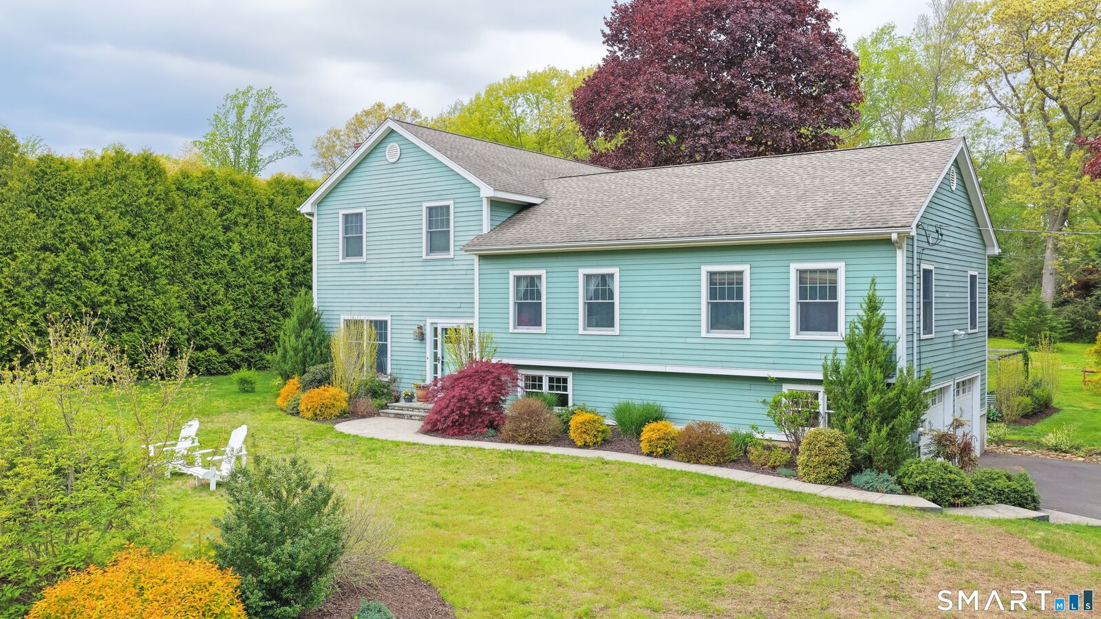 Property Photo:  22 Round Ridge Trail  CT 06611 