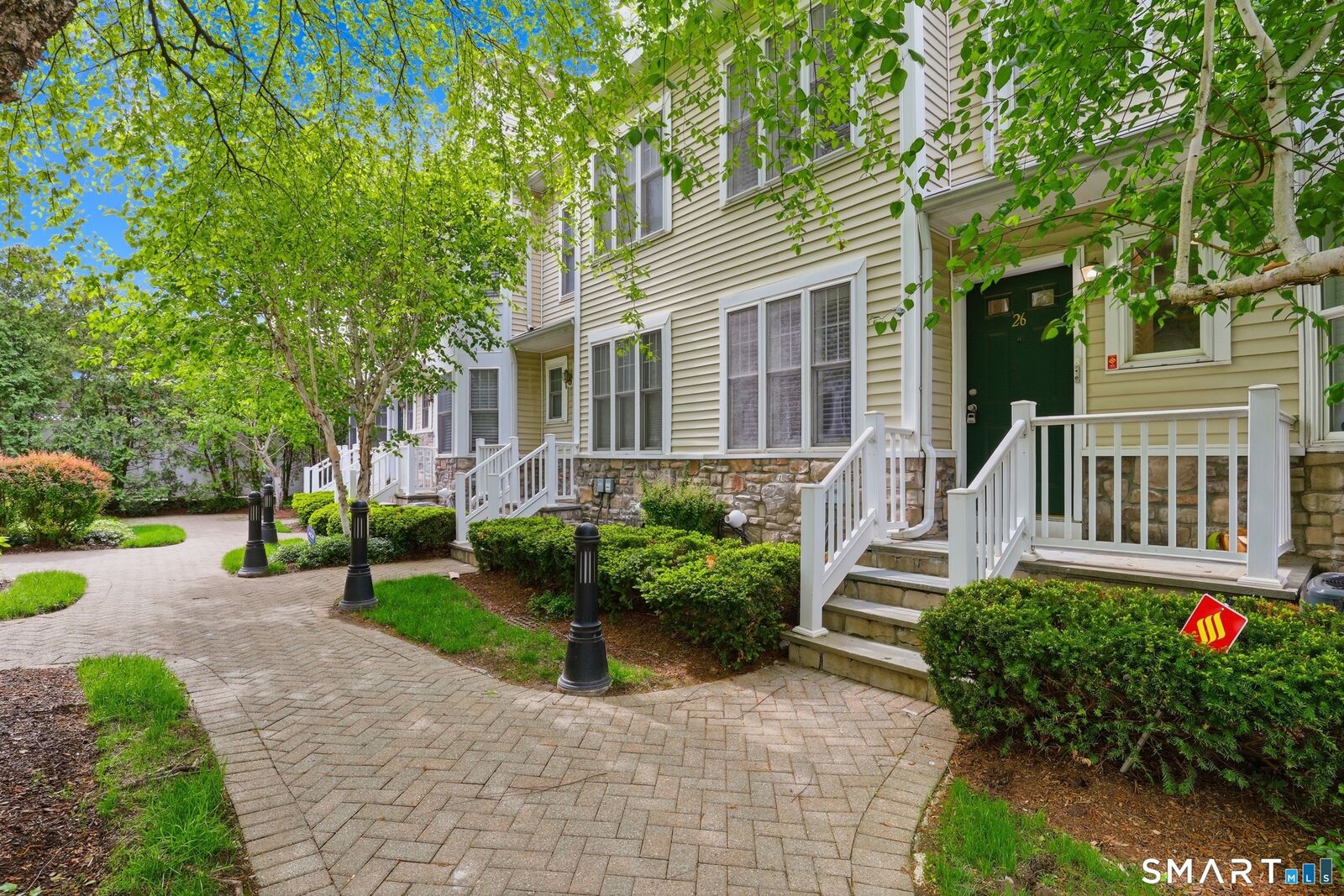 Property Photo:  39 Maple Tree Avenue 26  CT 06906 