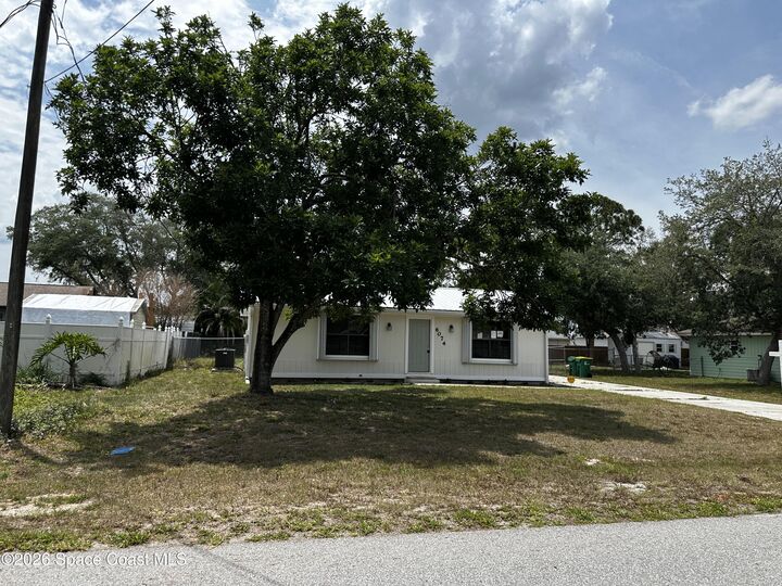 Property Photo:  6074 Aires Avenue  FL 32927 