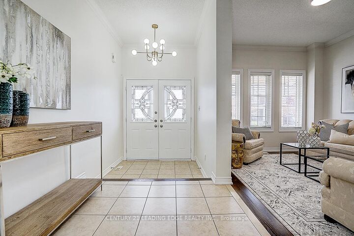 Photo de la propriété:  22 Pelister Drive  ON L6E 0M6 