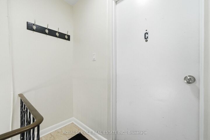 Property Photo:  80 Princess Street  ON L1A 2R1 