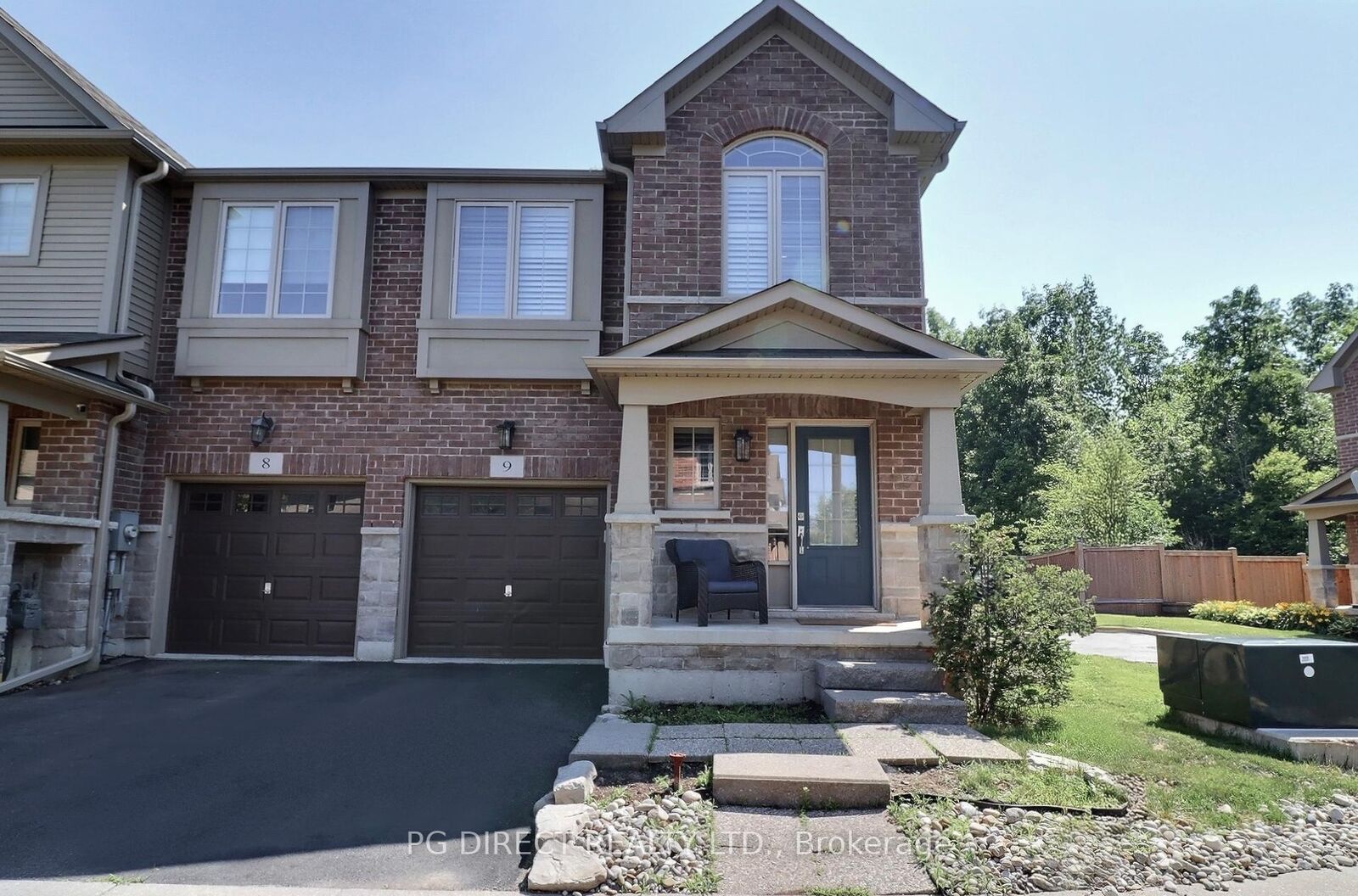Property Photo: 45 Royal Winter Drive 9 ON L0R 1C0