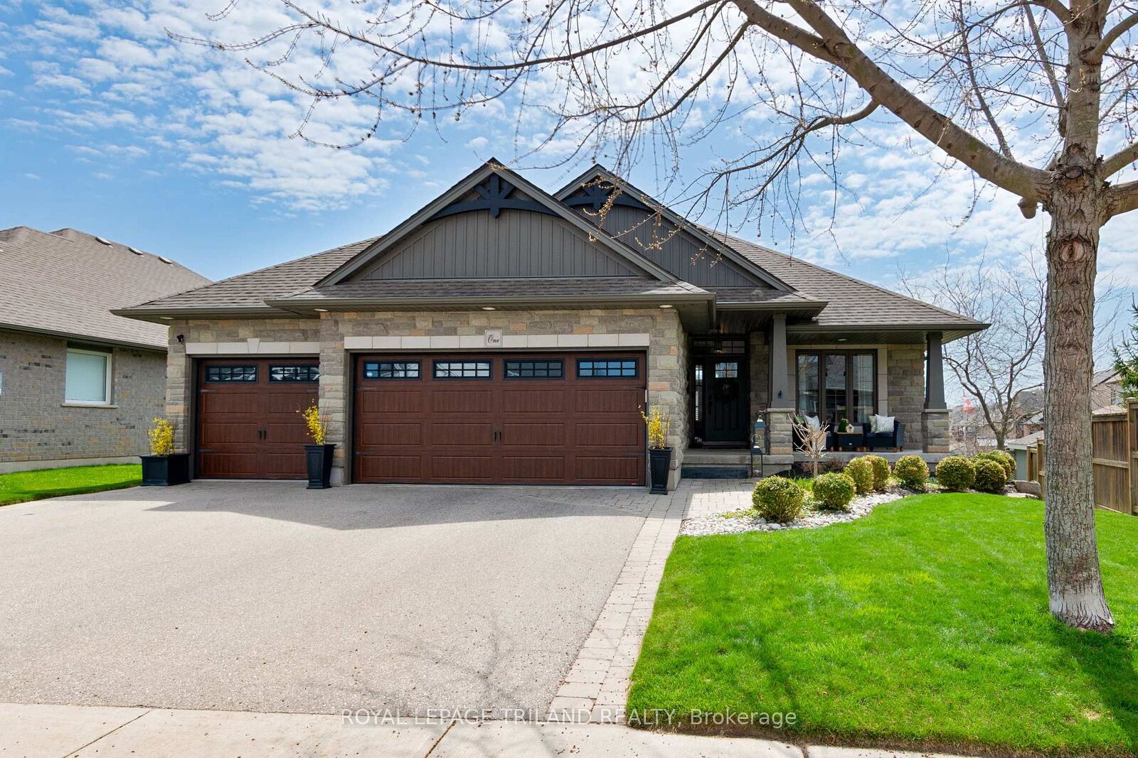 Property Photo: 1 Lincolns Cove Street ON N5L 0A8