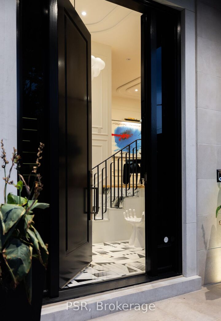 Property Photo:  363 Bedford Park Avenue  ON M5M 1J9 