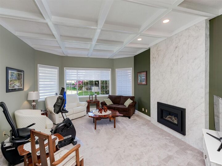 Property Photo:  49 Caton Pl  BC V9B 1L1 