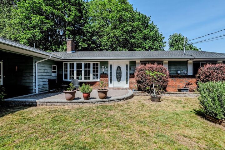 Property Photo:  261 Frankies Pl  BC V9R 6V4 