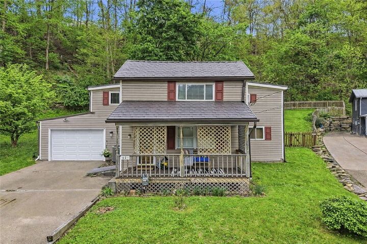 Property Photo:  225 Camp Horne Rd  PA 15202 