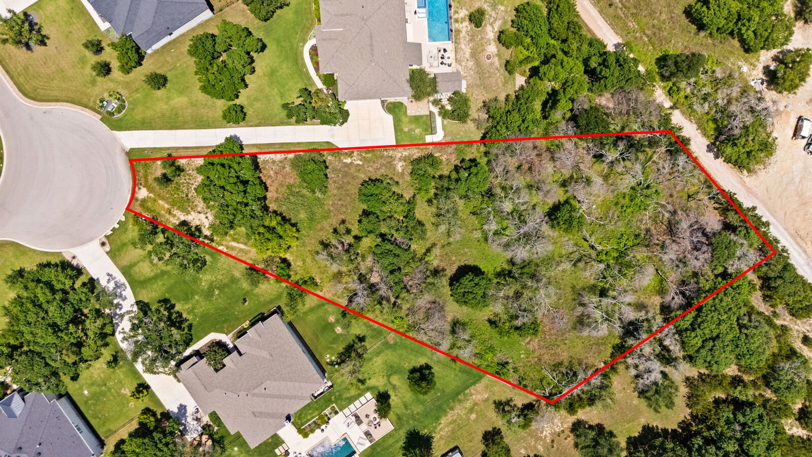 Property Photo:  440 Ocate Mesa Trail  TX 78642 
