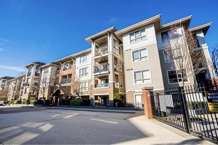 8929 202 Street E209 — photo 1