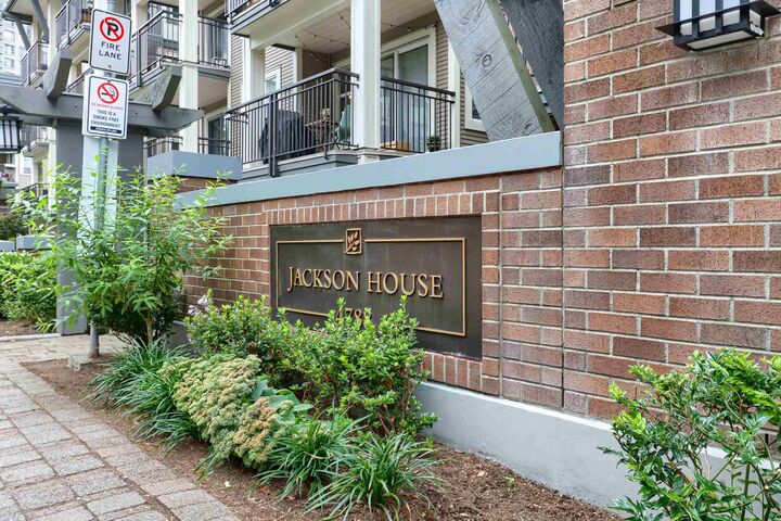 Property Photo:  4788 Brentwood Drive 201  BC V5C 0C5 