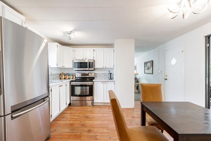 Property Photo:  13560 80 Avenue 5  BC V3W 6J8 