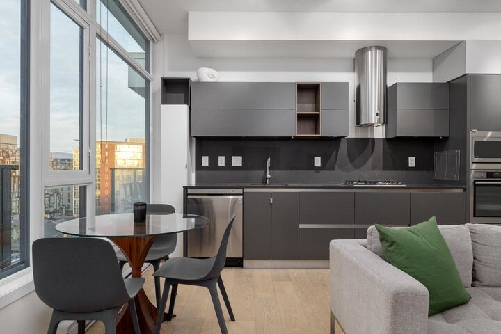 Property Photo:  133 E 8th Avenue 601  BC V5T 1R8 