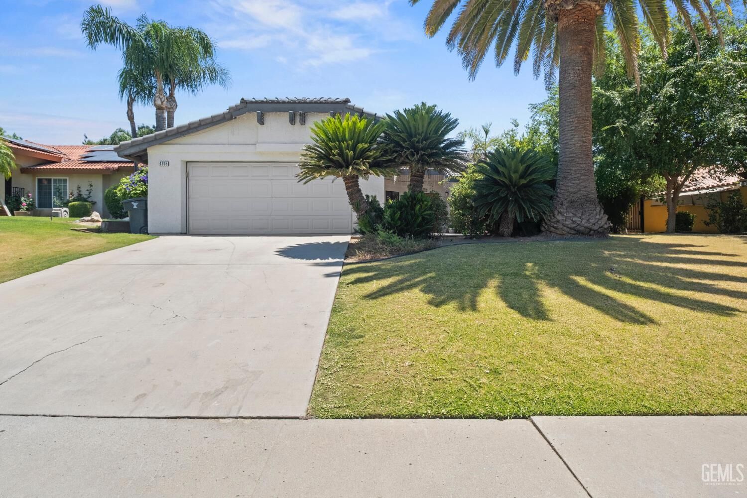 Property Photo:  4205 Player Court  CA 93306 