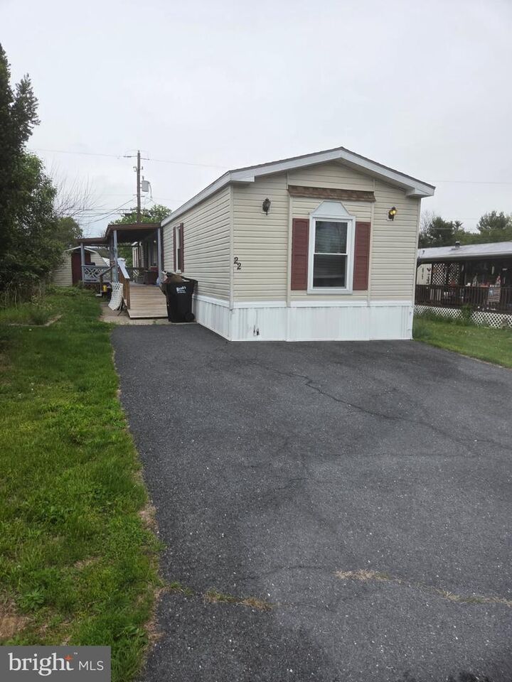 Property Photo:  22 Kyra Boulevard  PA 17068 
