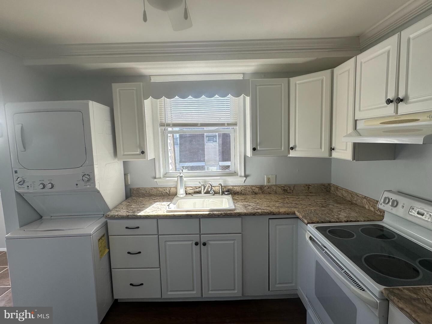 Property Photo: 24 Florence Tollgate Place -6 NJ 08016