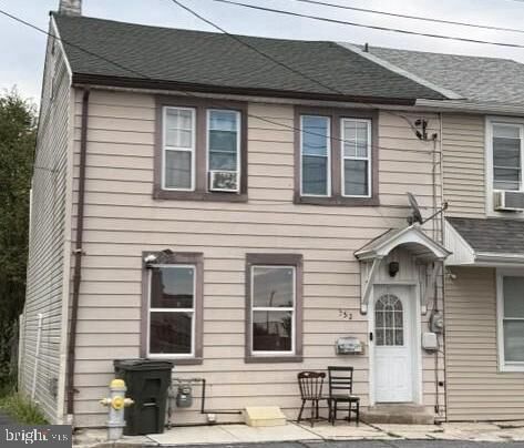 Property Photo:  352 N Gannon Street  PA 17046 