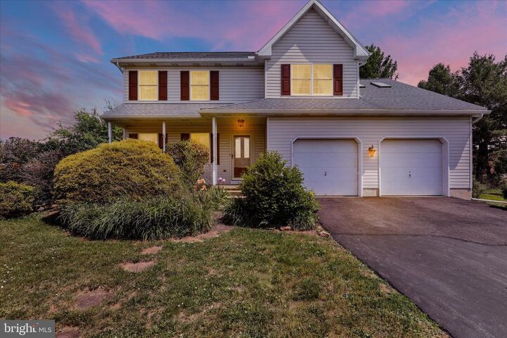 Property Photo:  601 Maplewood Drive  PA 19518 