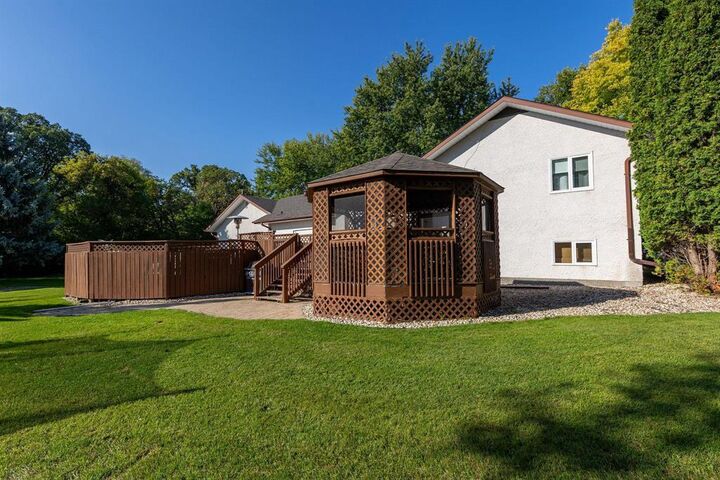 Property Photo:  501 Tessier Street  MB R0A 1V0 