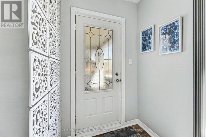 Property Photo:  93 Hugh Street South  ON K7S 2V8 