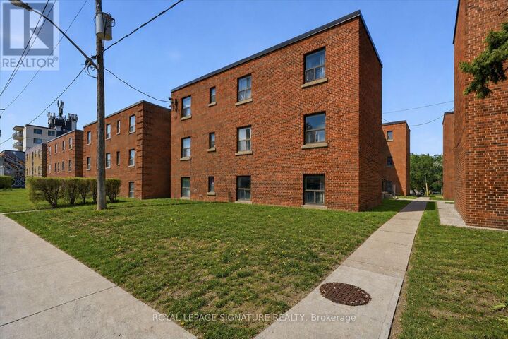 Property Photo:  1000 O'Connor Drive 201  ON M4B 2T3 