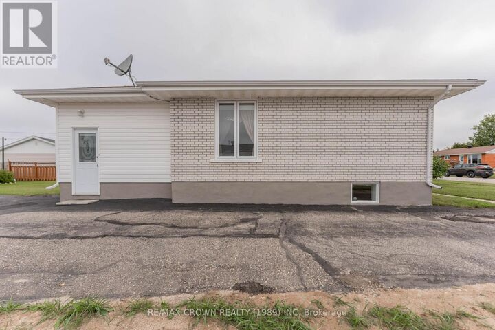 Property Photo:  36 Art Street  ON P0L 2B0 