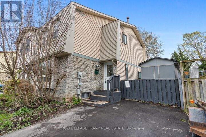 Property Photo:  521 Gaylord Drive  ON L1K 1L4 